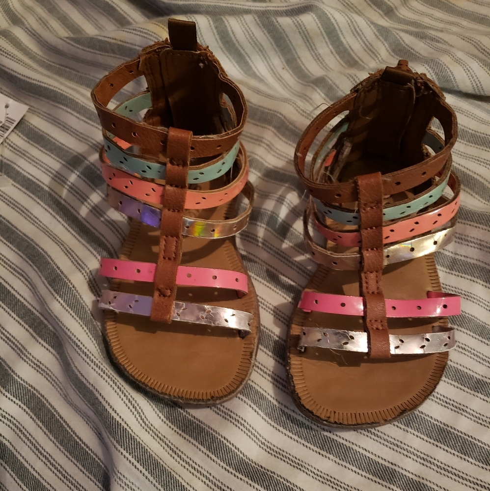 Oshkosh gladiator size 5